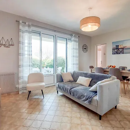 Charmante Maison Proche Holiday home