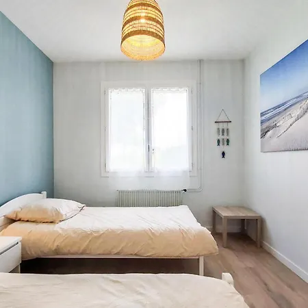 Holiday home Charmante Maison Proche *